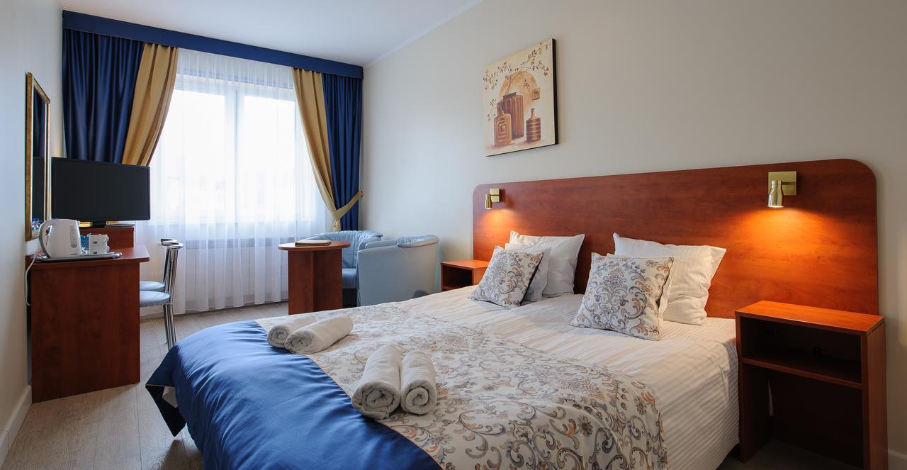 Abidar Hotel Spa & Wellness Цехоцинек Экстерьер фото