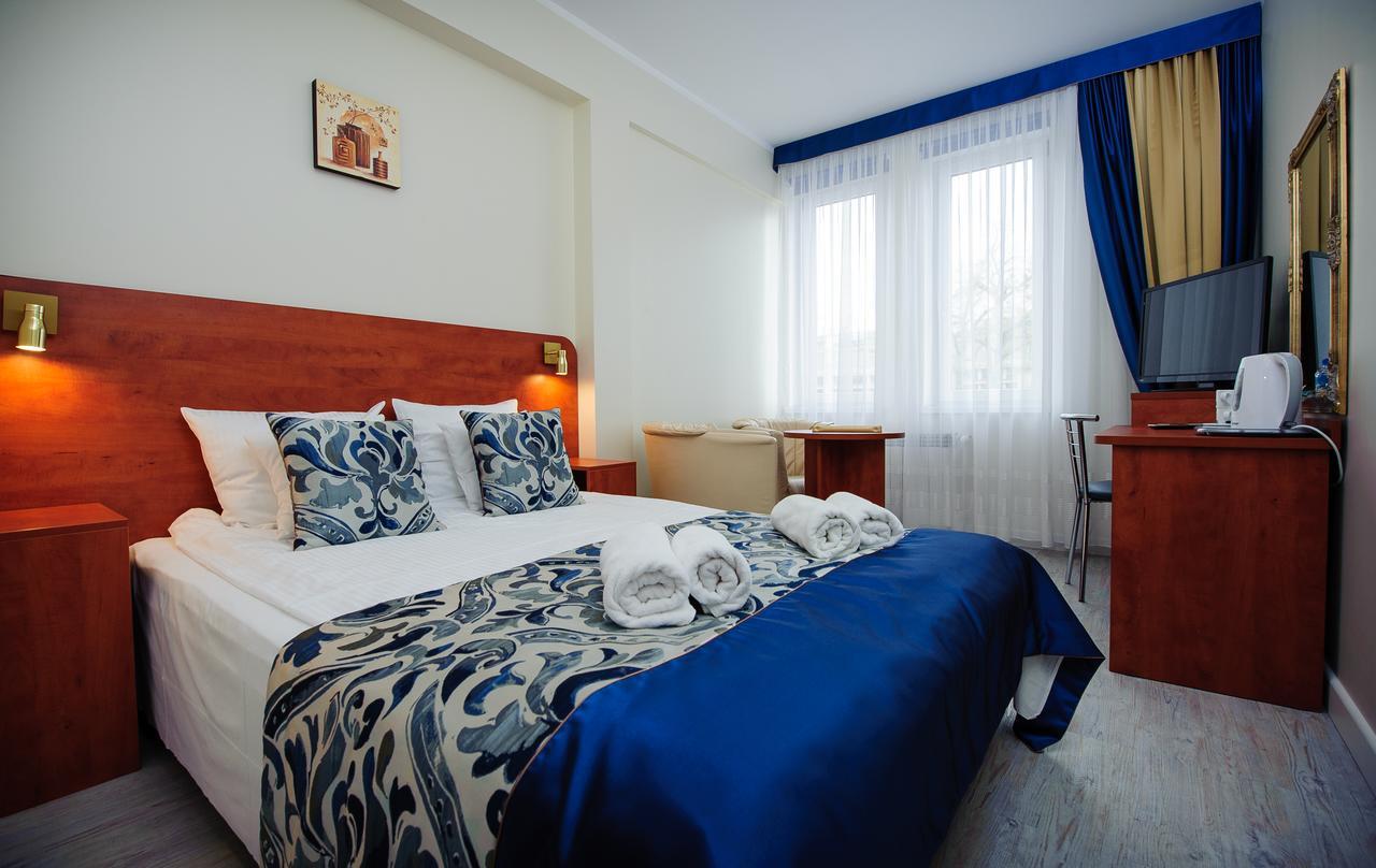 Abidar Hotel Spa & Wellness Цехоцинек Экстерьер фото